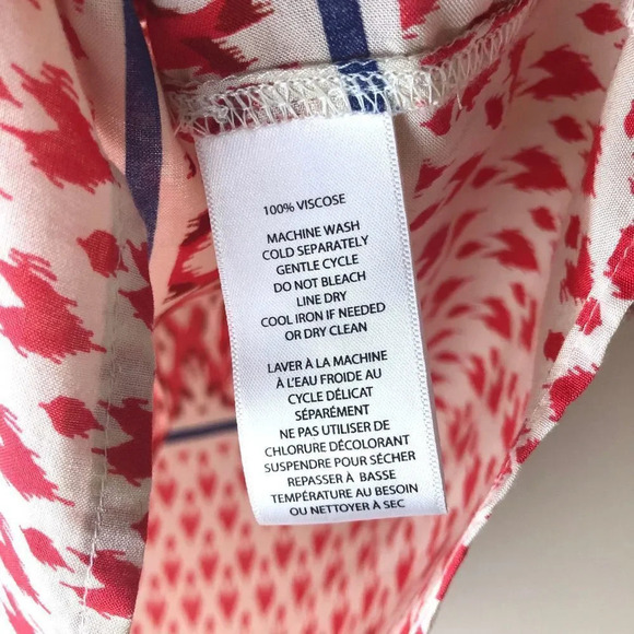 BeachLunchLounge | Red & Cream Patterned V-neck - Picture 4 of 5